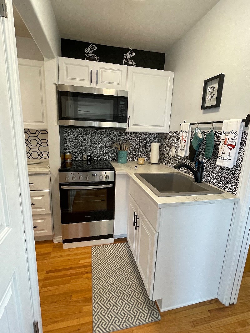 Furnished Finder property 398700_1 photo 8