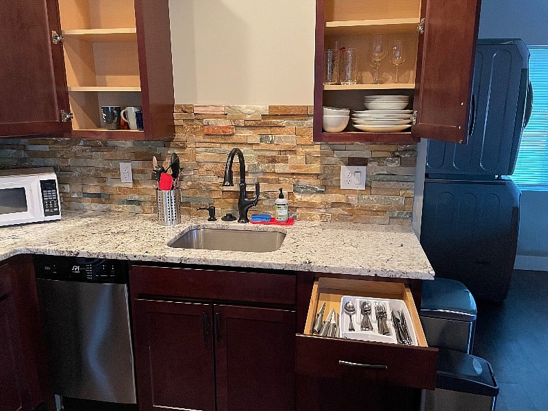 Furnished Finder property 398701_1 photo 4