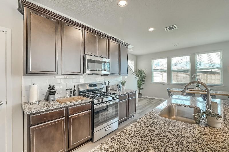 Furnished Finder property 398743_1 photo 14