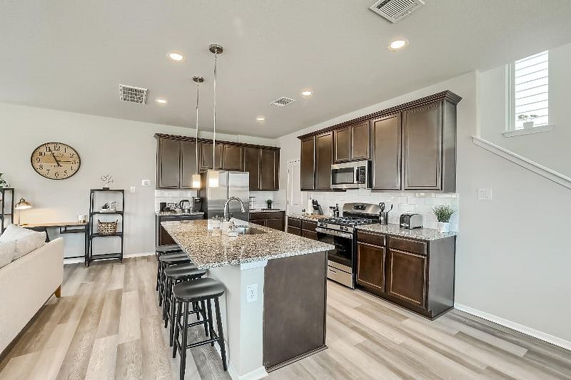 Furnished Finder property 398743_1 photo 13