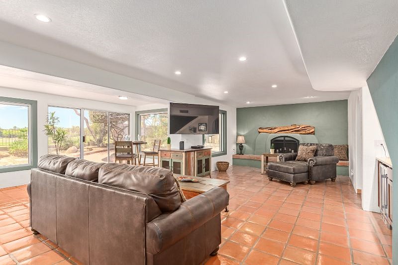 Furnished Finder property 398744_1 photo 6
