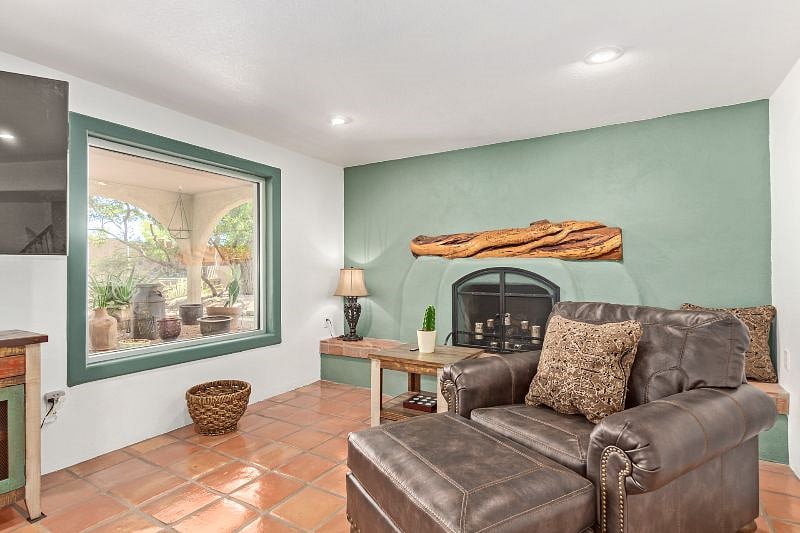Furnished Finder property 398744_1 photo 8