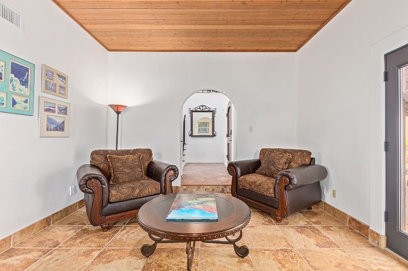 Furnished Finder property 398744_1 photo 16