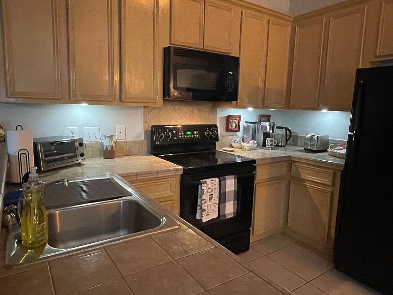 Furnished Finder property 398764_2 photo 2