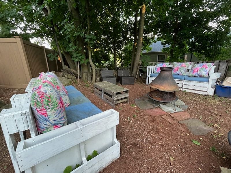 Furnished Finder property 398806_2 photo 12