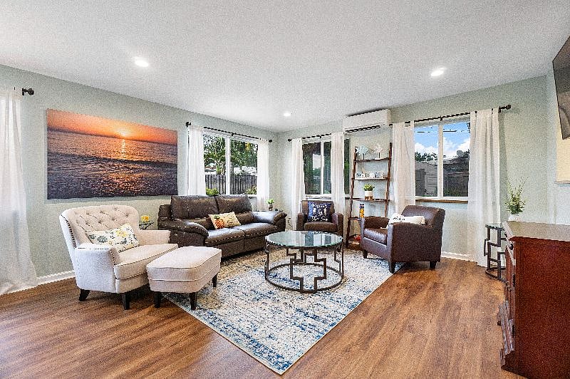 Furnished Finder property 398845_1 photo 17