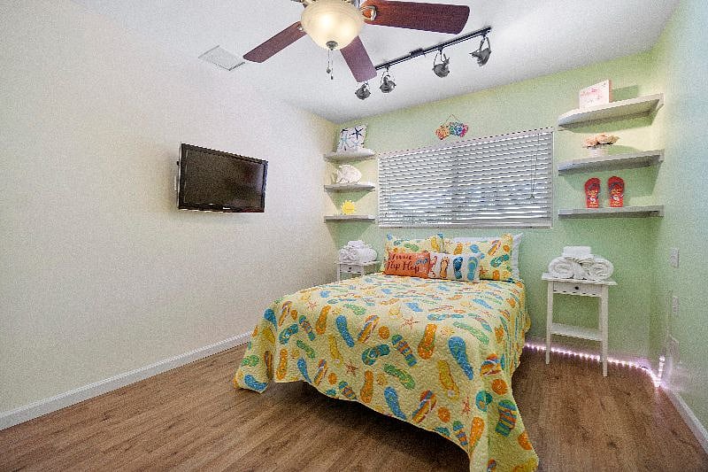 Furnished Finder property 398845_1 photo 30