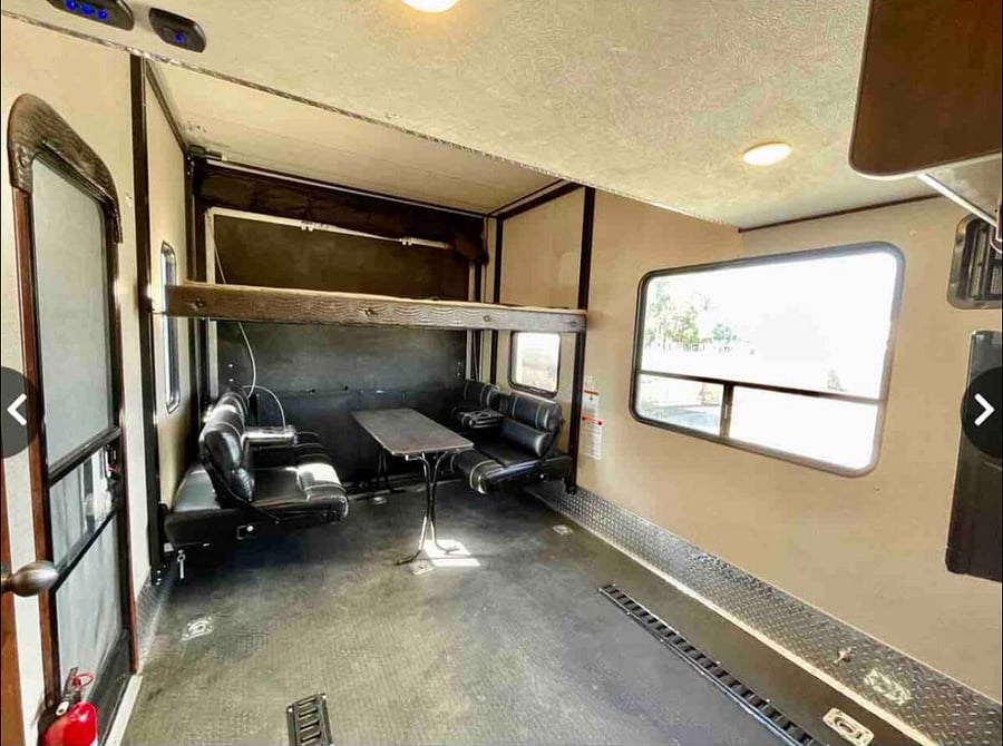 Furnished Finder property 398877_1 photo 9