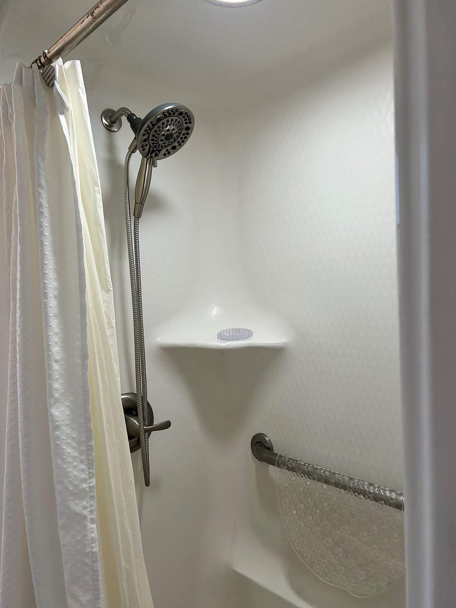 Furnished Finder property 398955_1 photo 3