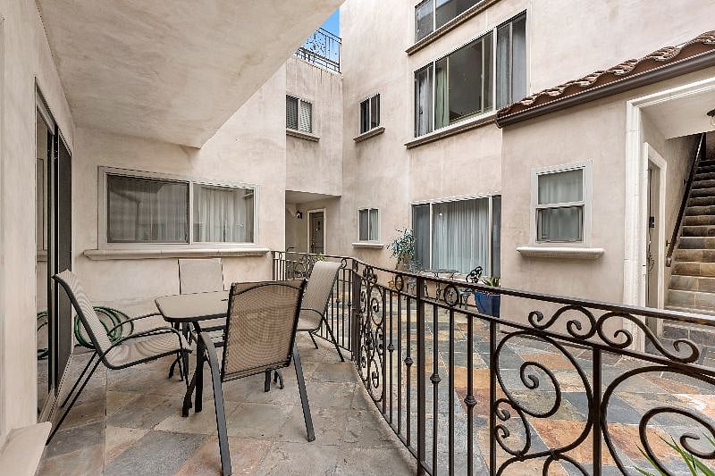 Furnished Finder property 398975_1 photo 6