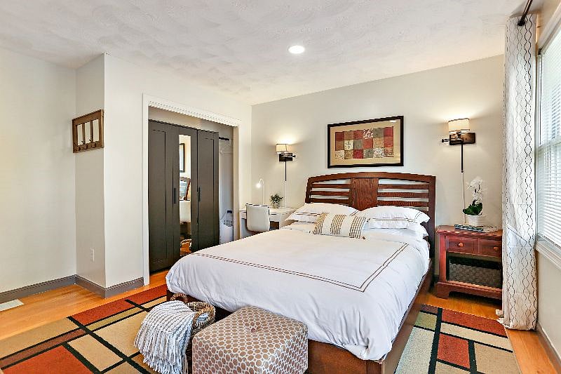 bedroom #2, queen bed