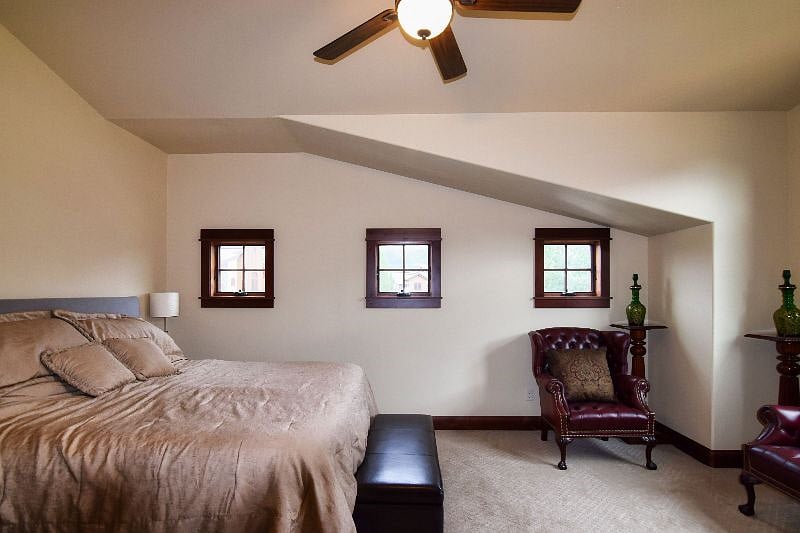 Large King Bedroom 2 - Upper Level