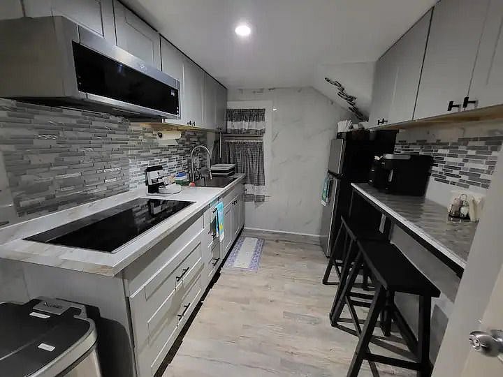 Furnished Finder property 399019_1 photo 11