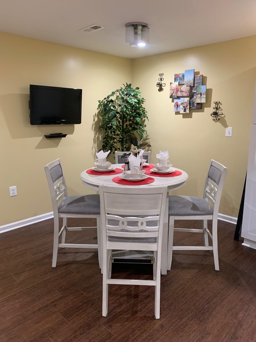 Furnished Finder property 399028_1 photo 8