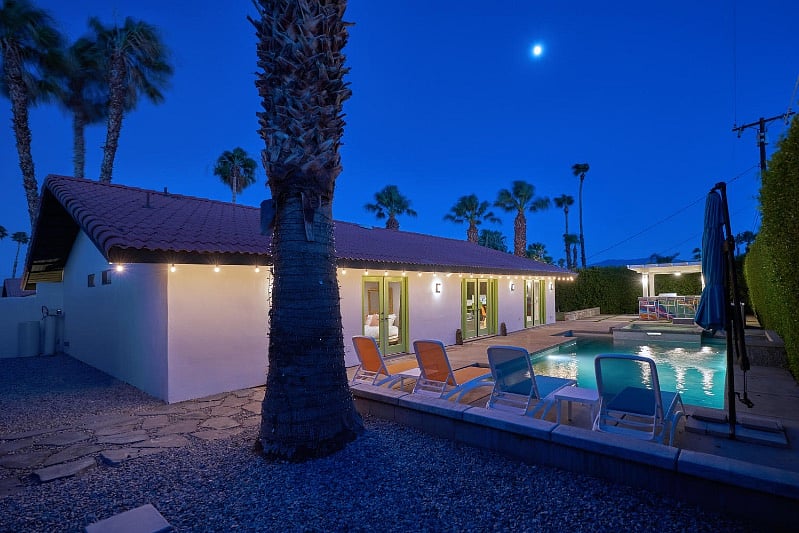 Furnished Finder property 399029_1 photo 17