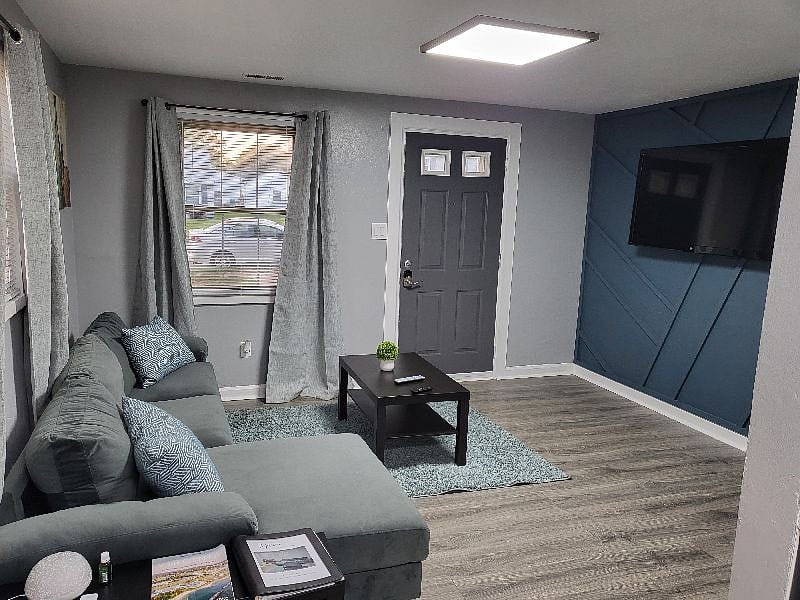 Furnished Finder property 399089_1 photo 2
