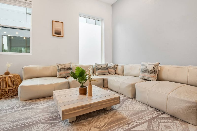 Furnished Finder property 399108_1 photo 18