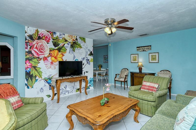 Furnished Finder property 399146_1 photo 8