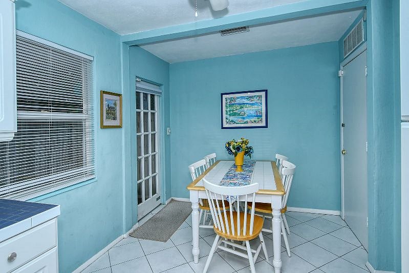 Furnished Finder property 399146_1 photo 14