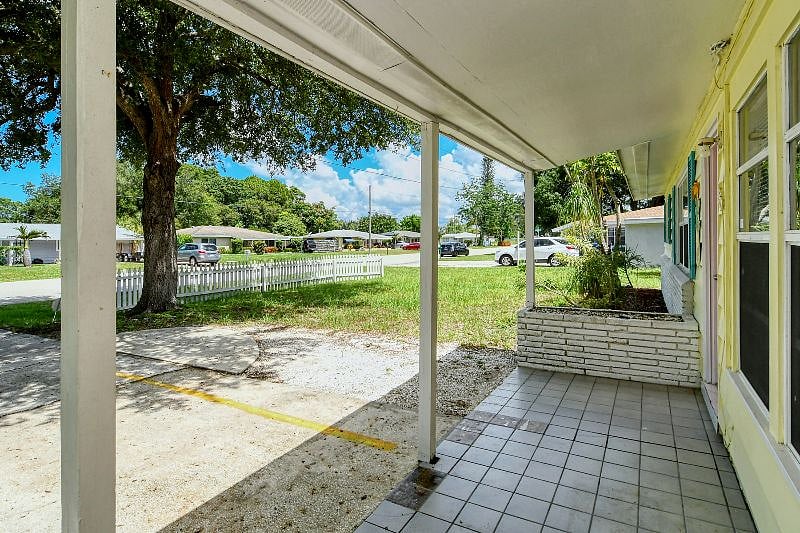 Furnished Finder property 399146_1 photo 4
