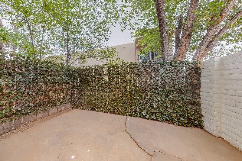 Furnished Finder property 399158_1 photo 24