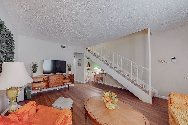 Furnished Finder property 399158_1 photo 7