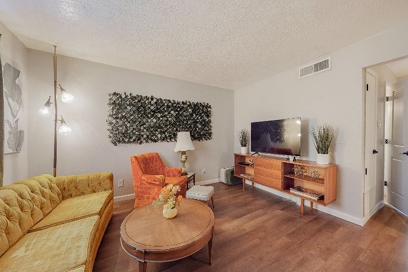 Furnished Finder property 399158_1 photo 5