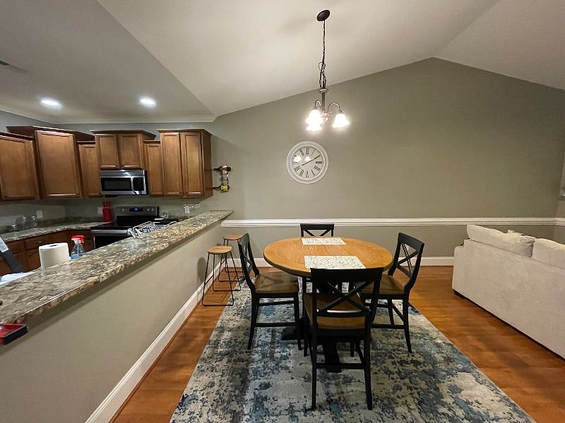 Furnished Finder property 399199_1 photo 6
