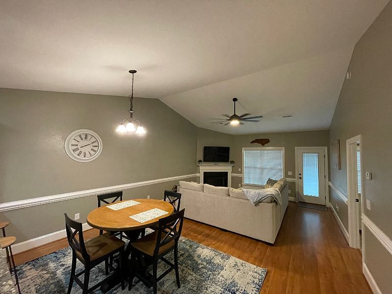 Furnished Finder property 399199_1 photo 4