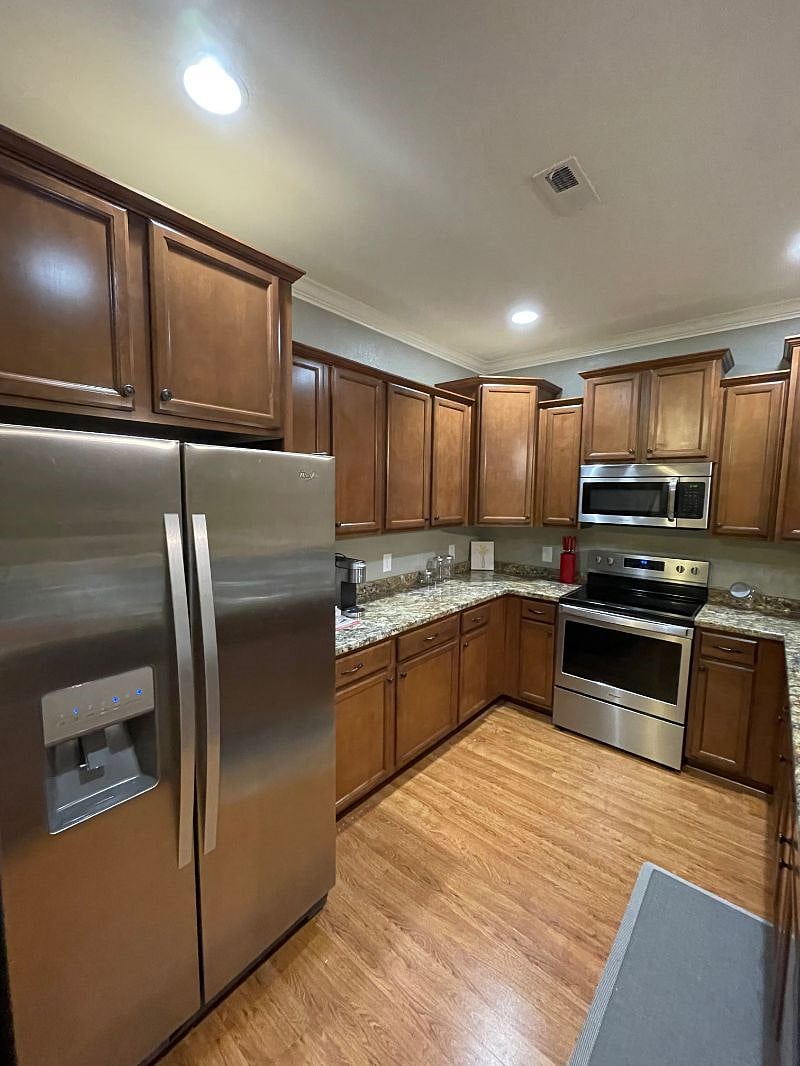 Furnished Finder property 399199_1 photo 7