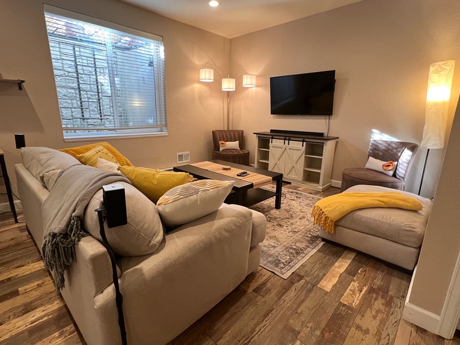 Furnished Finder property 399234_1 photo 9