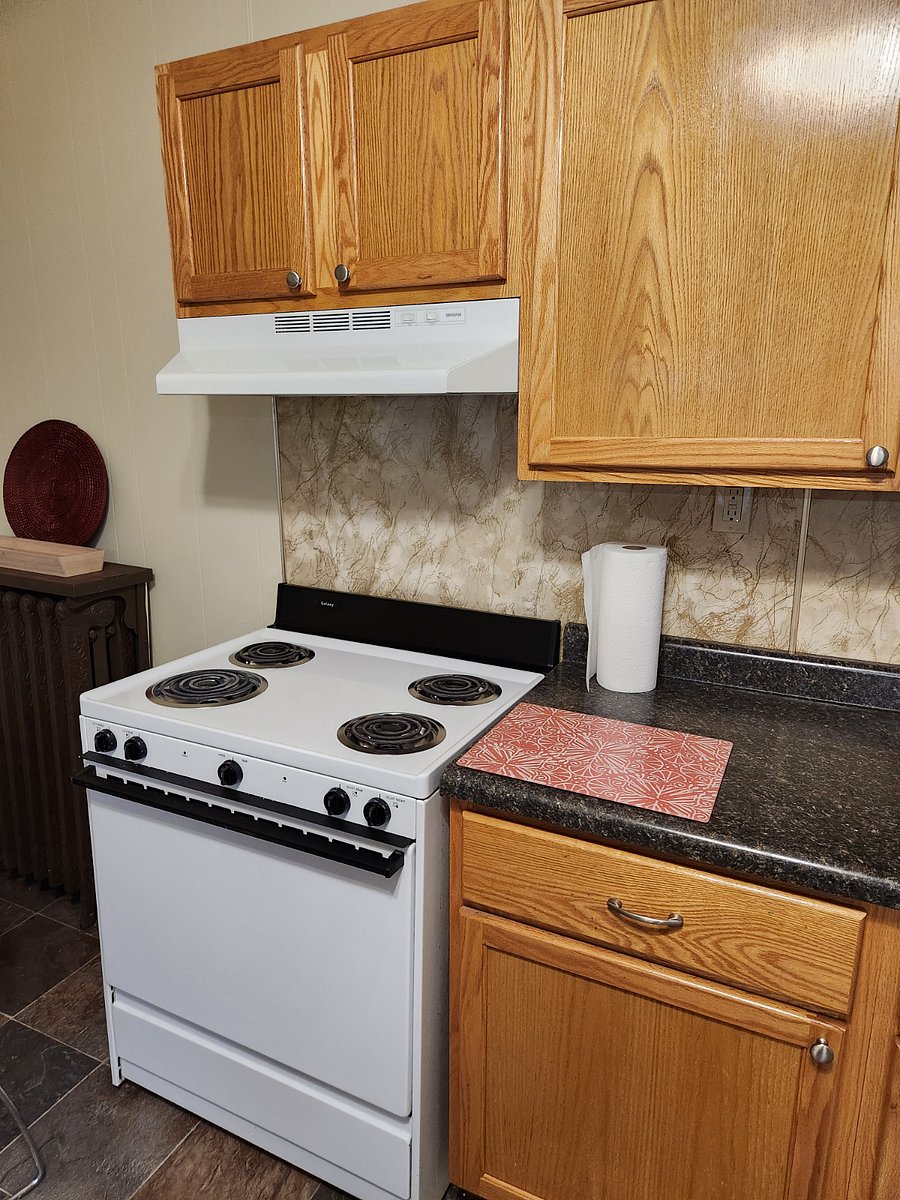 Stove, Cutting Board, Plenty of storage