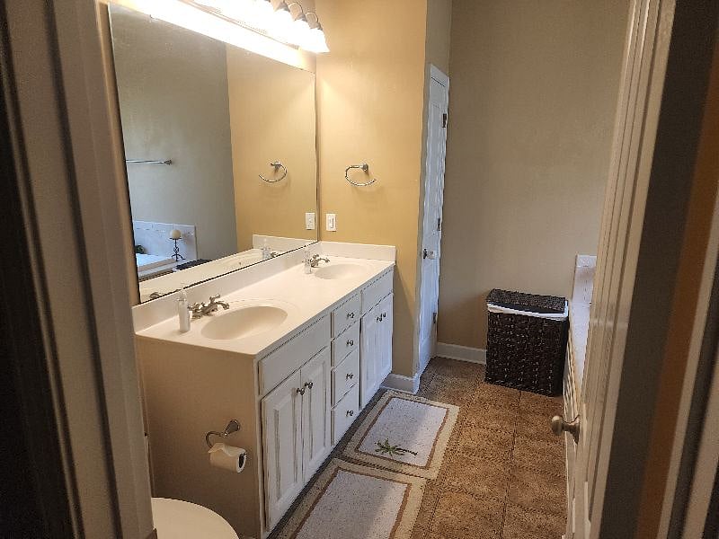 Furnished Finder property 399279_1 photo 4