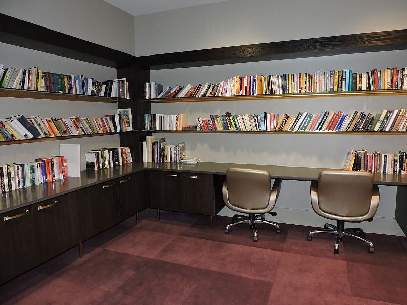 2nd floor library/office space.