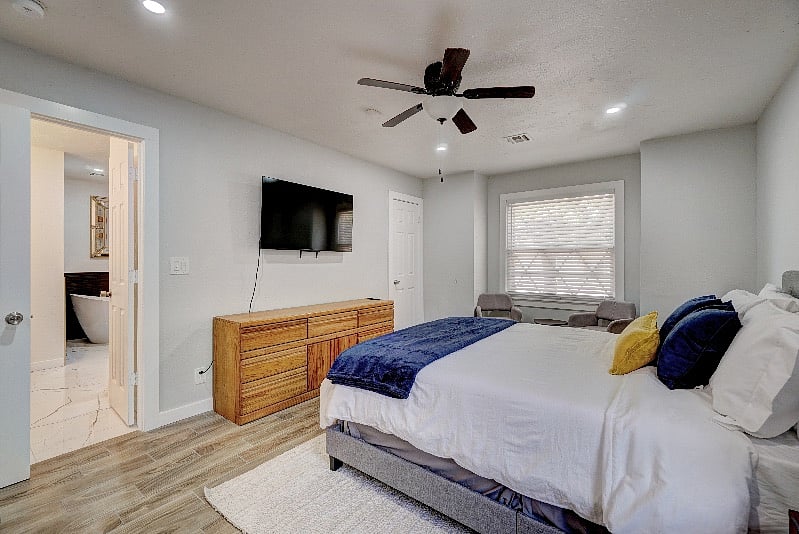 Furnished Finder property 399375_1 photo 28