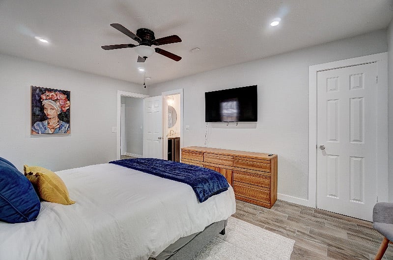 Furnished Finder property 399375_1 photo 30