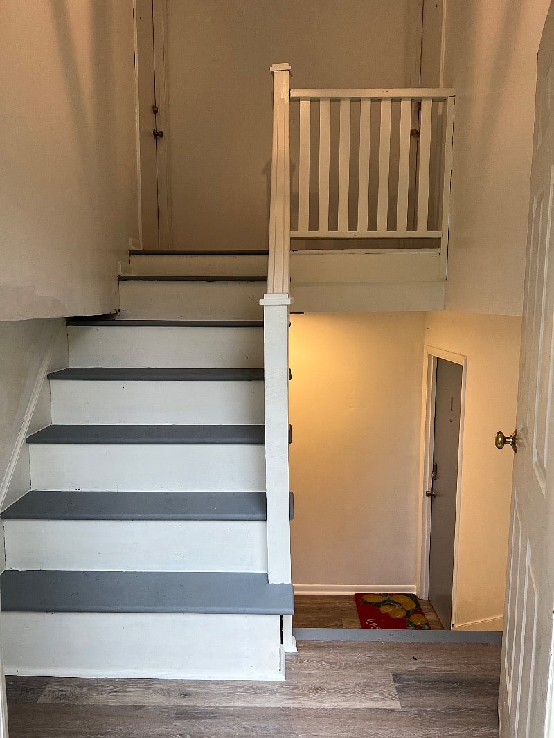Secure Smart Lock Foyer entryway for all apartments.