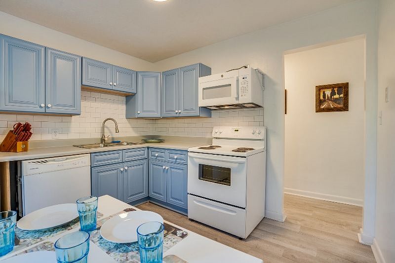 Furnished Finder property 399396_1 photo 9
