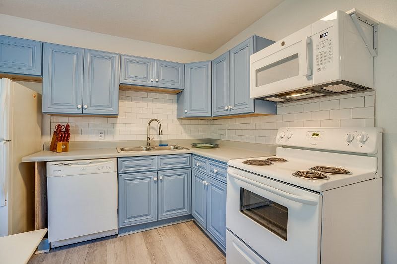 Furnished Finder property 399396_1 photo 12