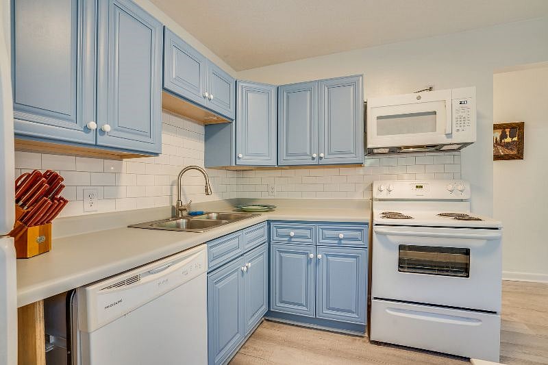 Furnished Finder property 399396_1 photo 13