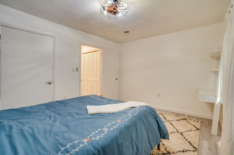 Furnished Finder property 399396_1 photo 18