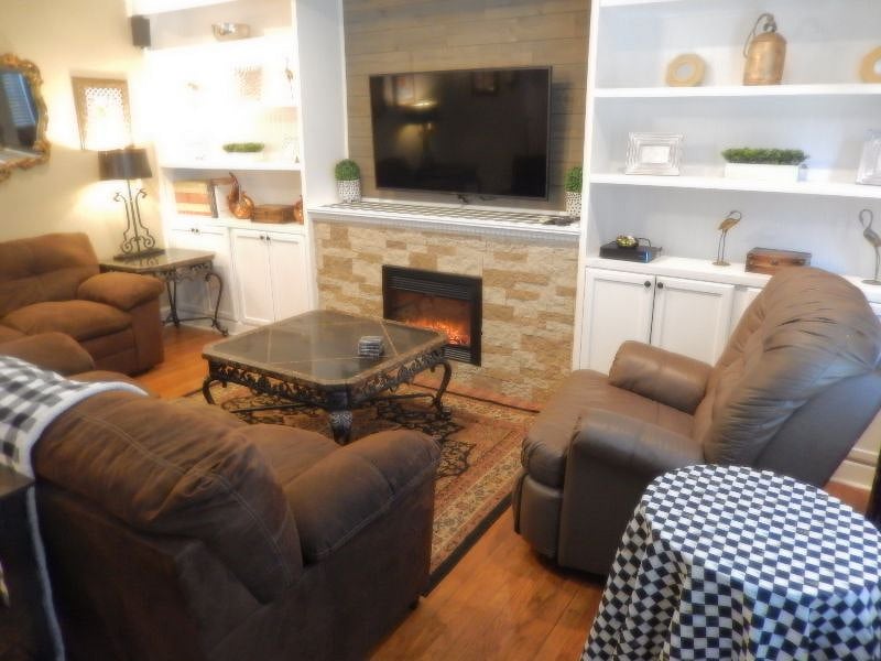 Furnished Finder property 399422_1 photo 4