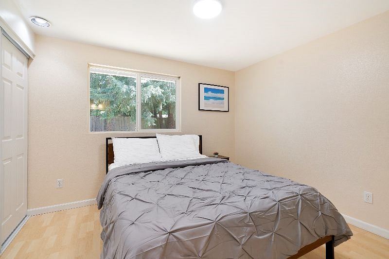 Furnished Finder property 399445_1 photo 10