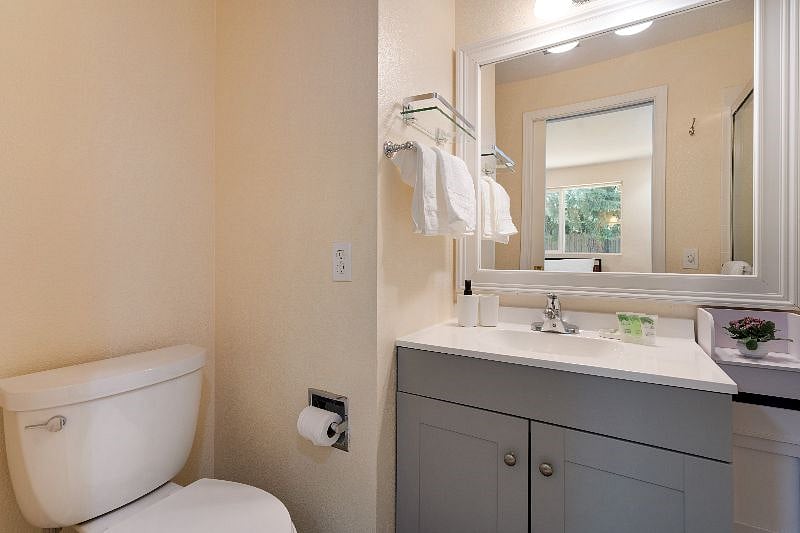 Furnished Finder property 399445_1 photo 11
