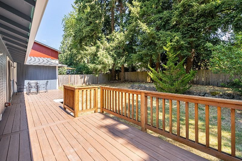 Furnished Finder property 399445_1 photo 15