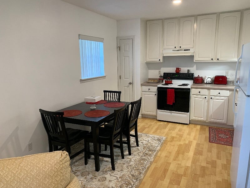 Furnished Finder property 399484_1 photo 3