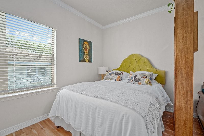 Furnished Finder property 399486_1 photo 6