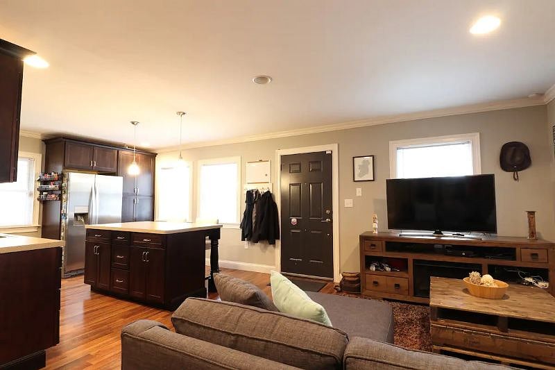Furnished Finder property 399513_1 photo 9