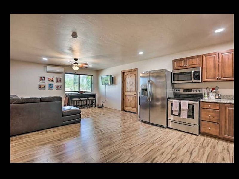 Furnished Finder property 399548_1 photo 4