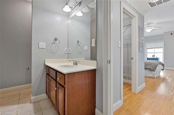 Furnished Finder property 399593_1 photo 23
